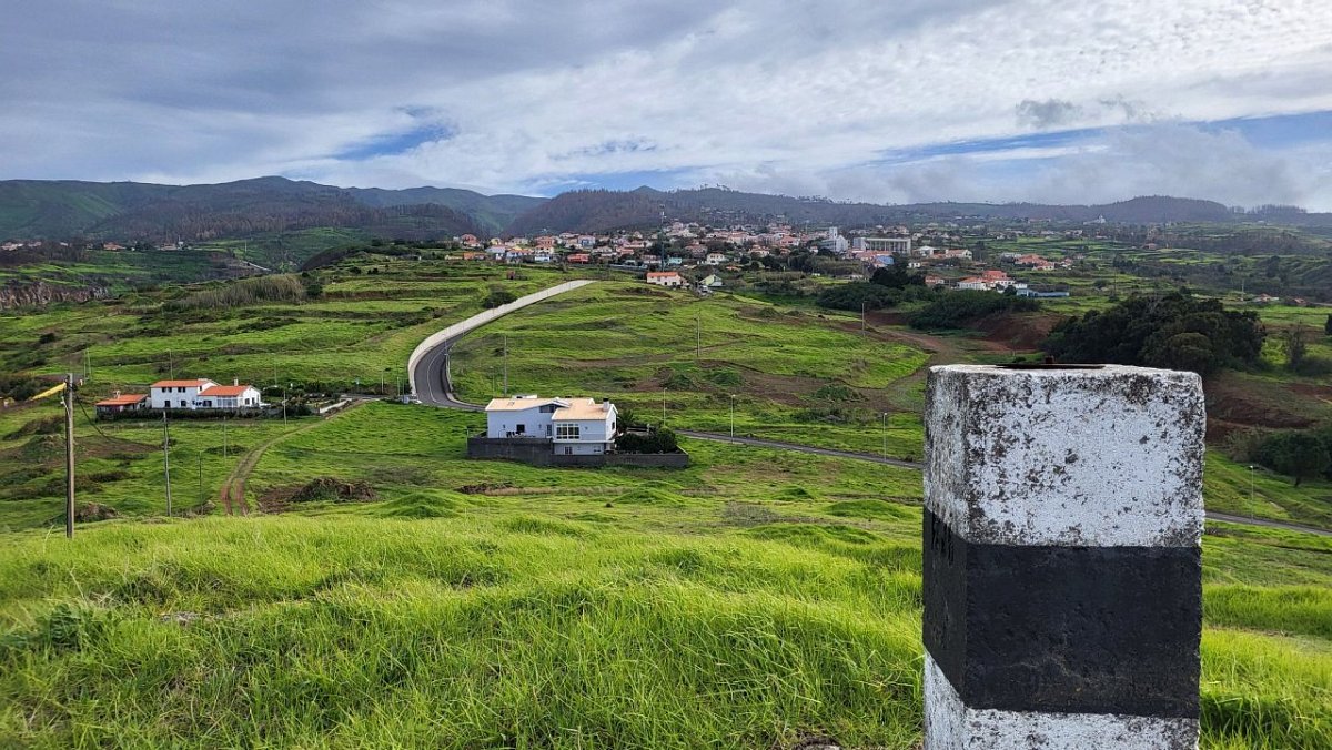 Pico das Favas (394&nbsp;m)